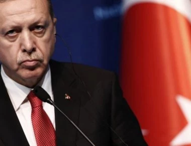 Υπόσχεται πρόστιμα ο Ερντογάν στους «καιροσκόπους» που ανεβάζουν τις τιμές